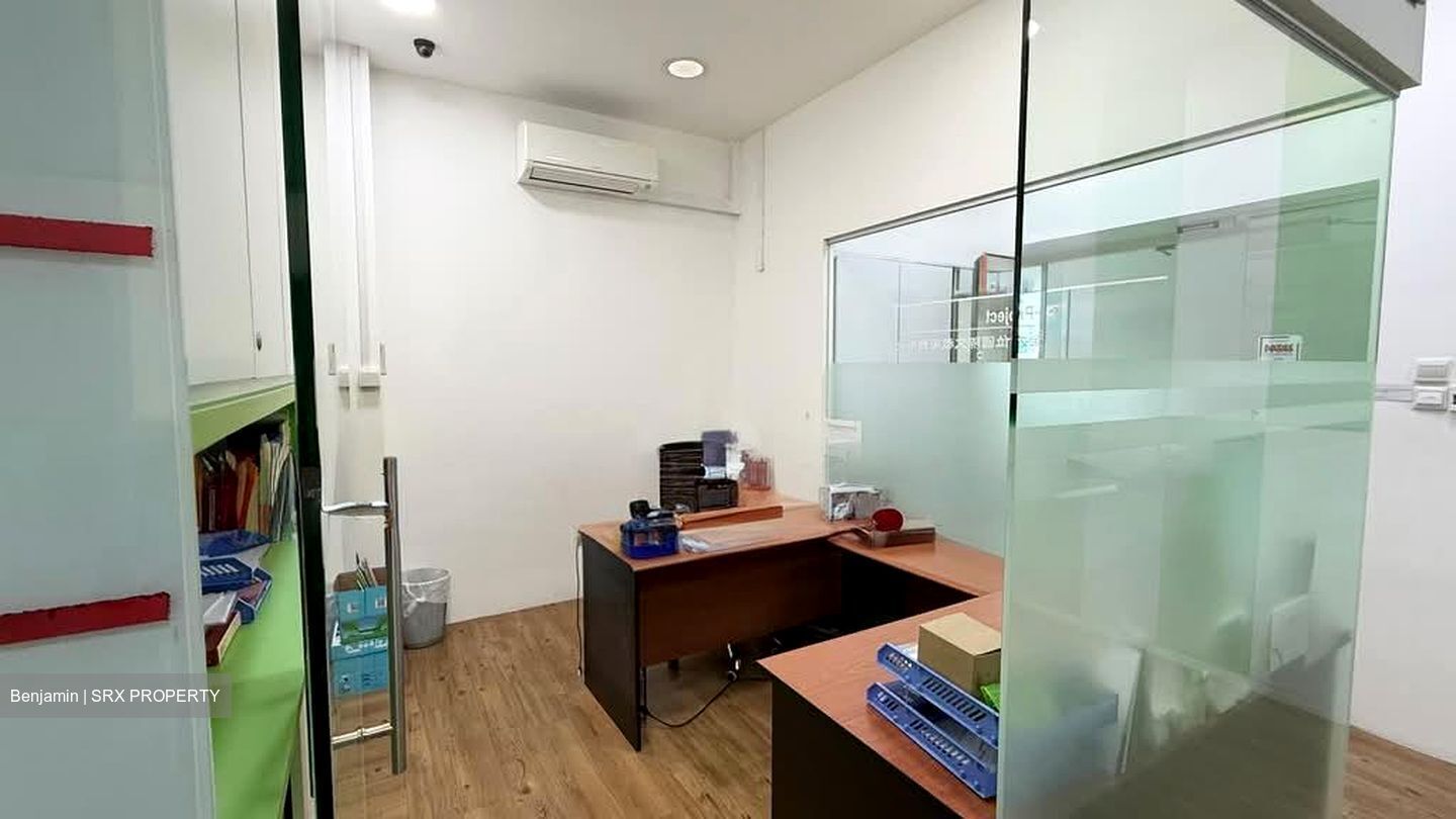 One Commonwealth (D3), Factory #537072511